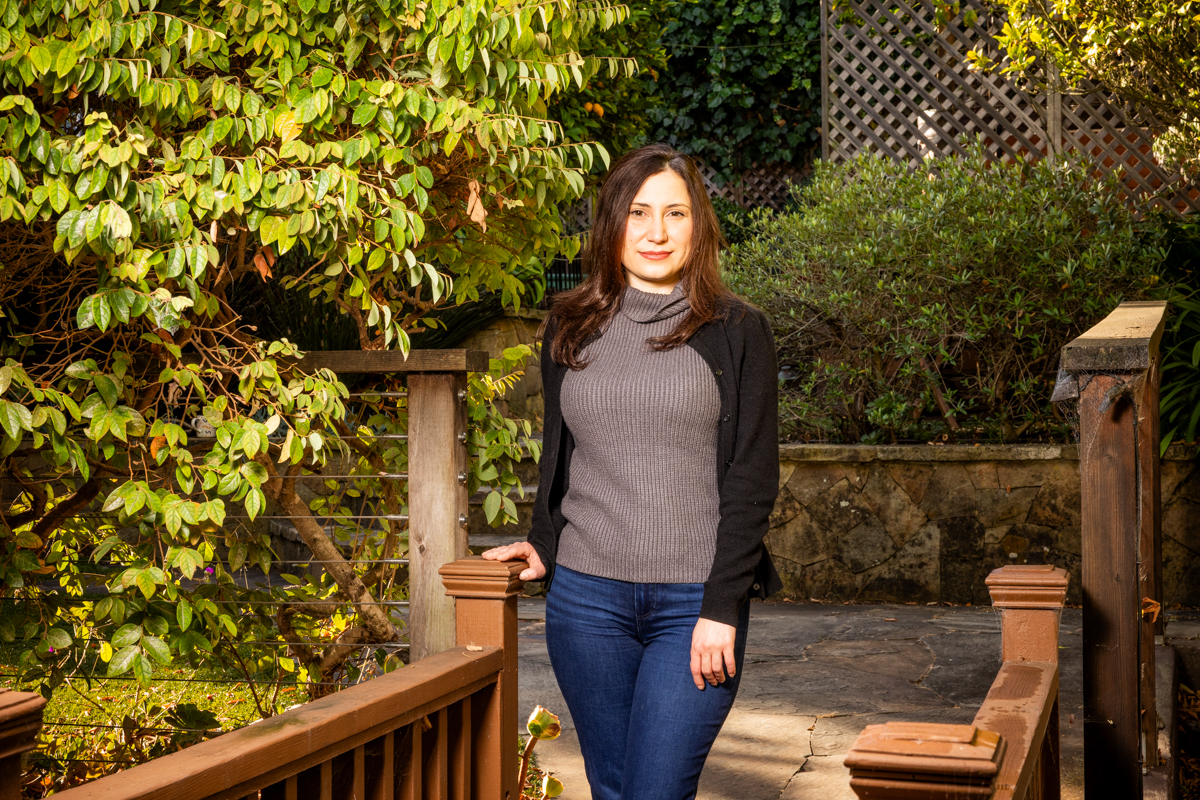 Meredith Klashman posing in her yard